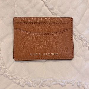 LAST CHANCE! Will donate 4.9. Marc Jacobs faux leather card holder EUC